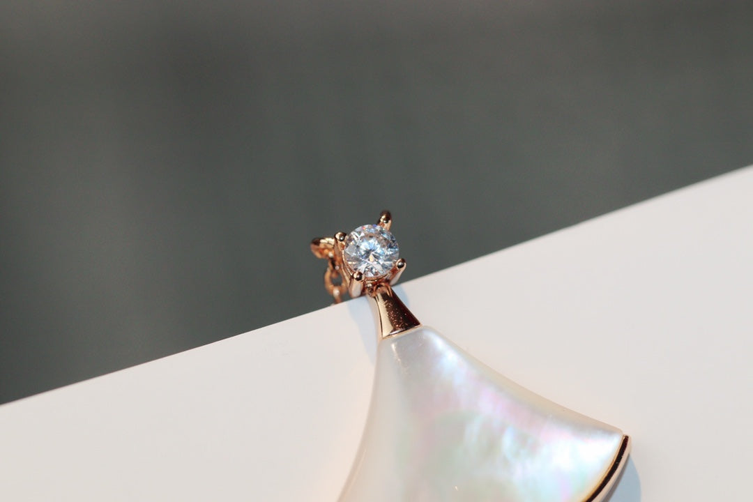 [Perla Lux]DREAM NECKLACE WHITE MOP PINK GOLD 1 DIAMOND