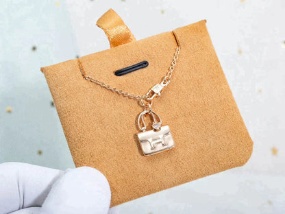 [Perla Lux]AMULETTE PEDANT ROSE GOLD NECKLACE