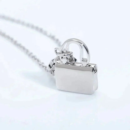 [Perla Lux]AMULETTE PEDANT SILVER NECKLACE