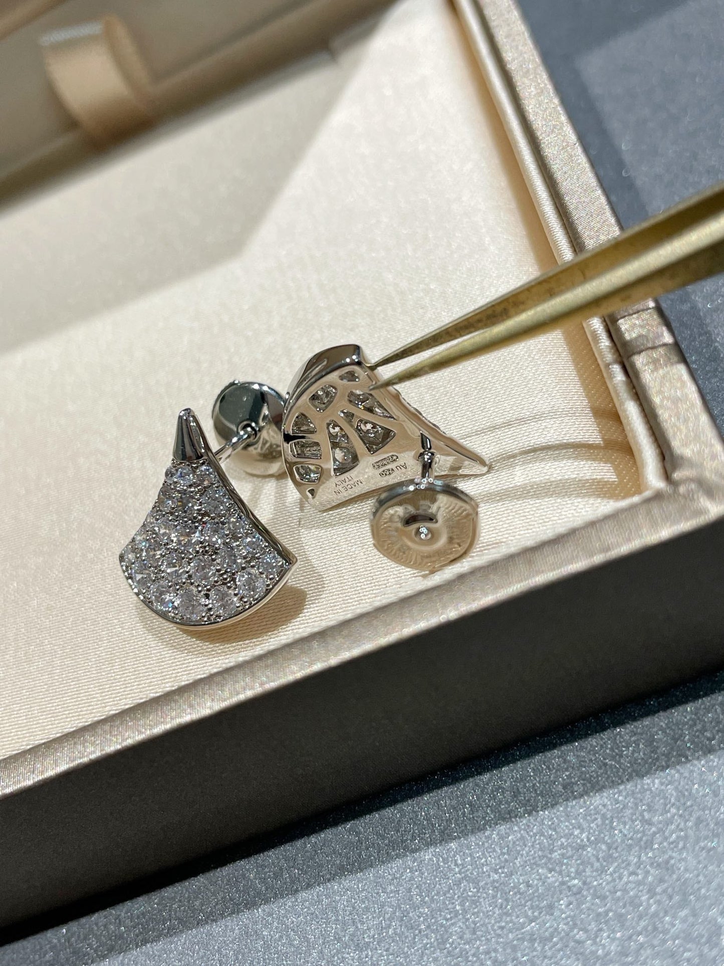 [Perla Lux]DREAM STUD EARRINGS DIAMOND