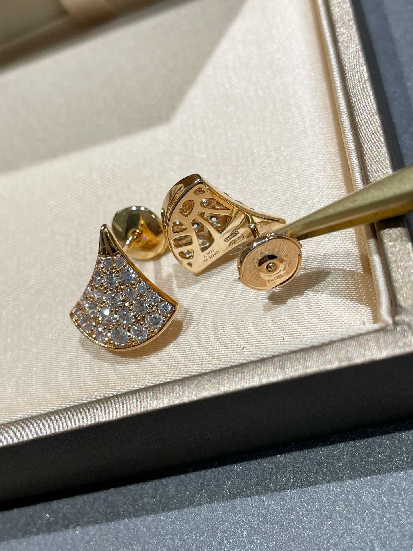 [Perla Lux]DREAM STUD EARRINGS DIAMOND