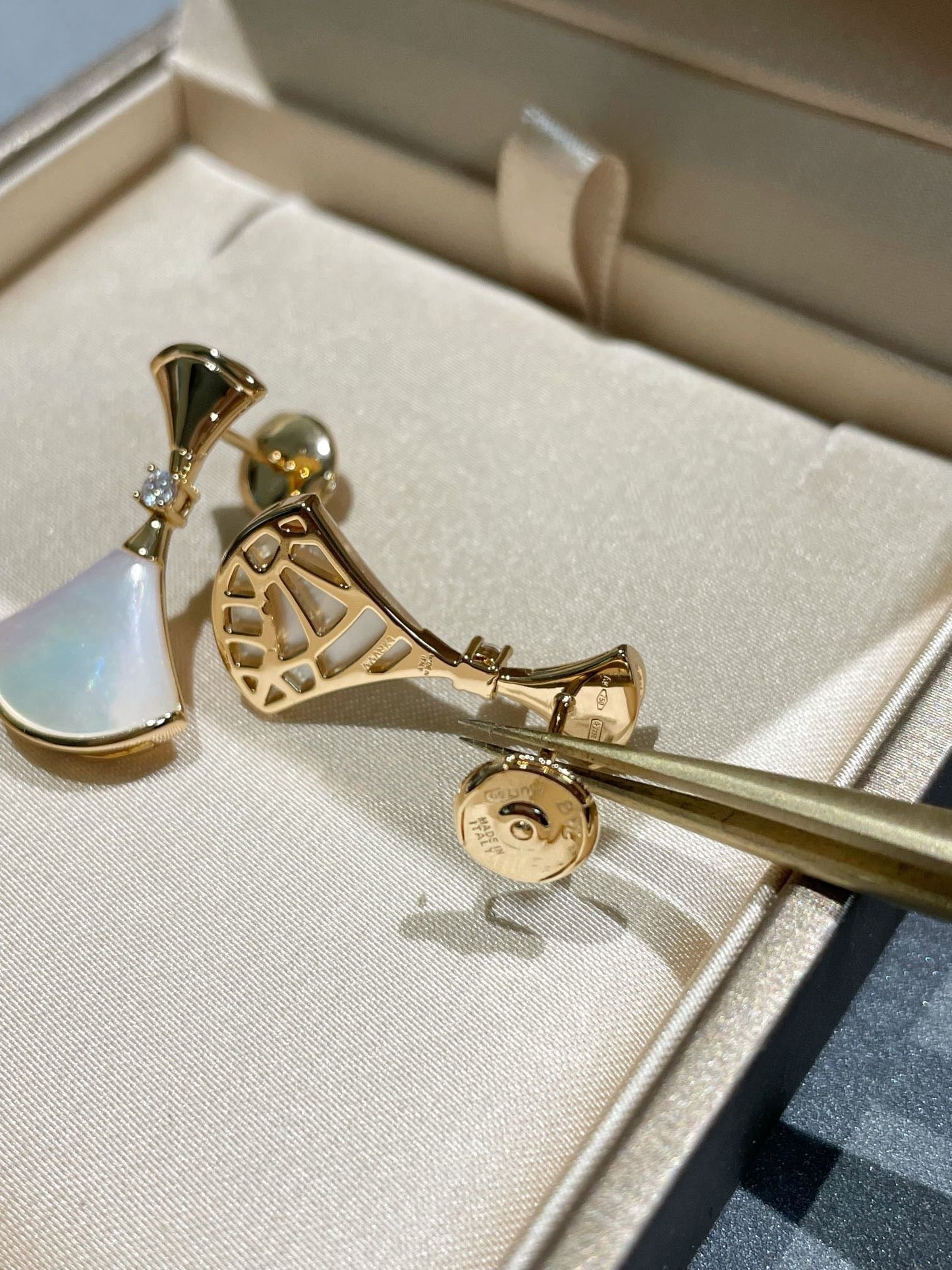 [Perla Lux]DREAM MOP 1 DIAMOND EARRINGS