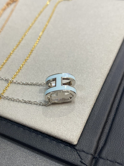 [Perla Lux]POP H LIGHT BLUE NECKLACE