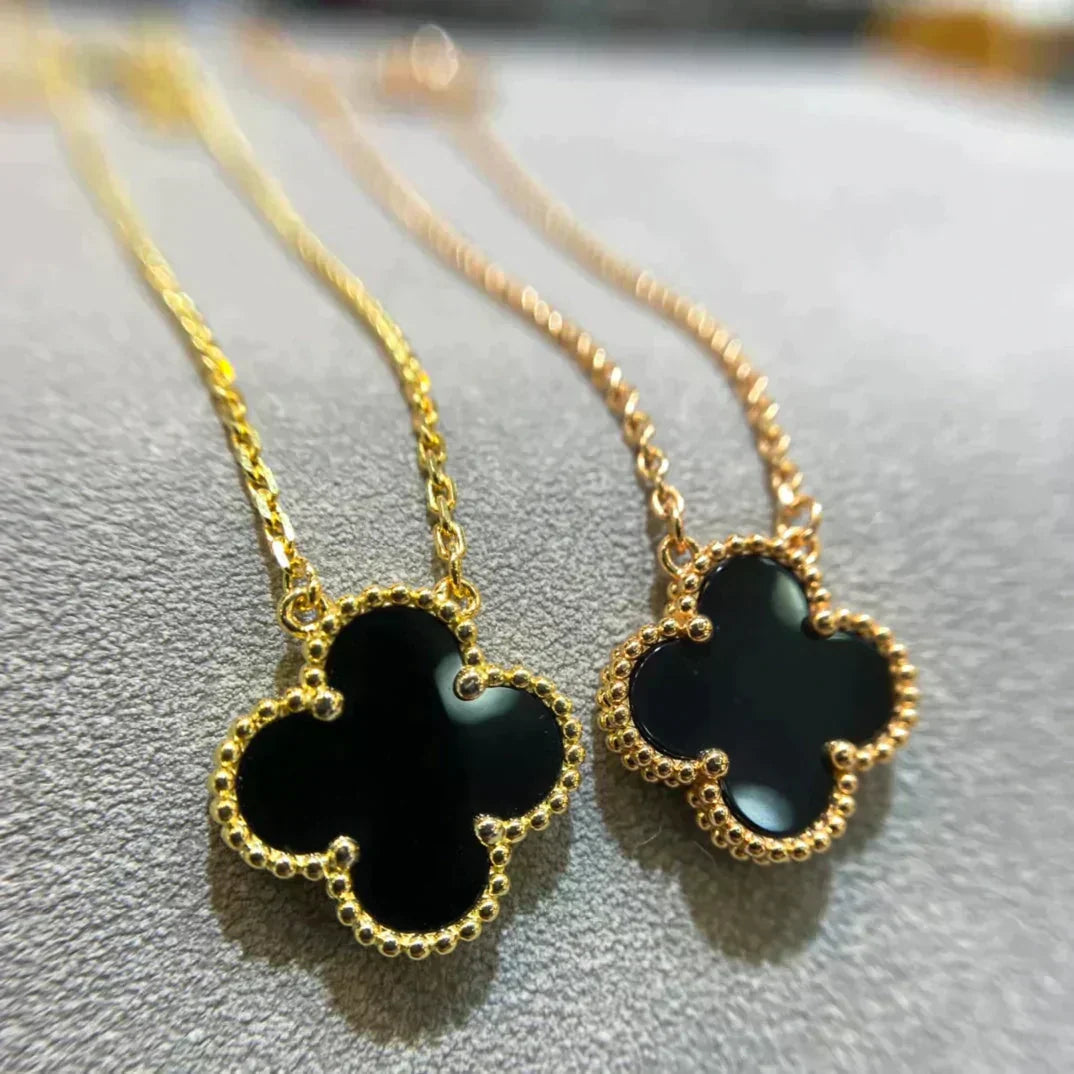 [Perla Lux]CLOVER 15MM BLACK ONYX SINGLE FLOWER NECKLACE