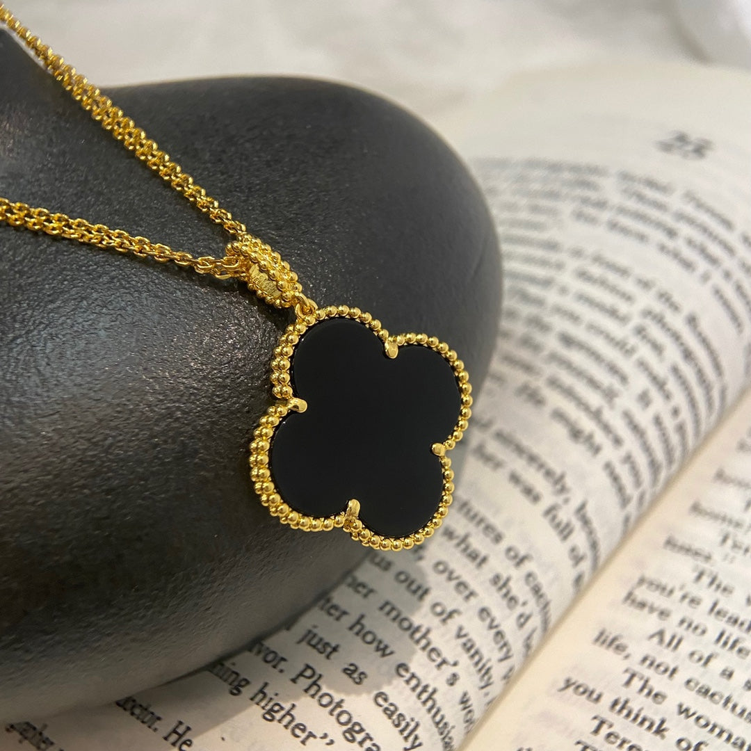 [Perla Lux]CLOVER 25MM NECKLACE GOLD ONYX