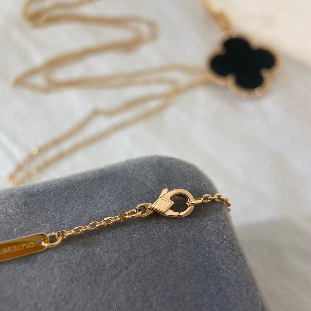 [Perla Lux]CLOVER 25MM NECKLACE GOLD ONYX