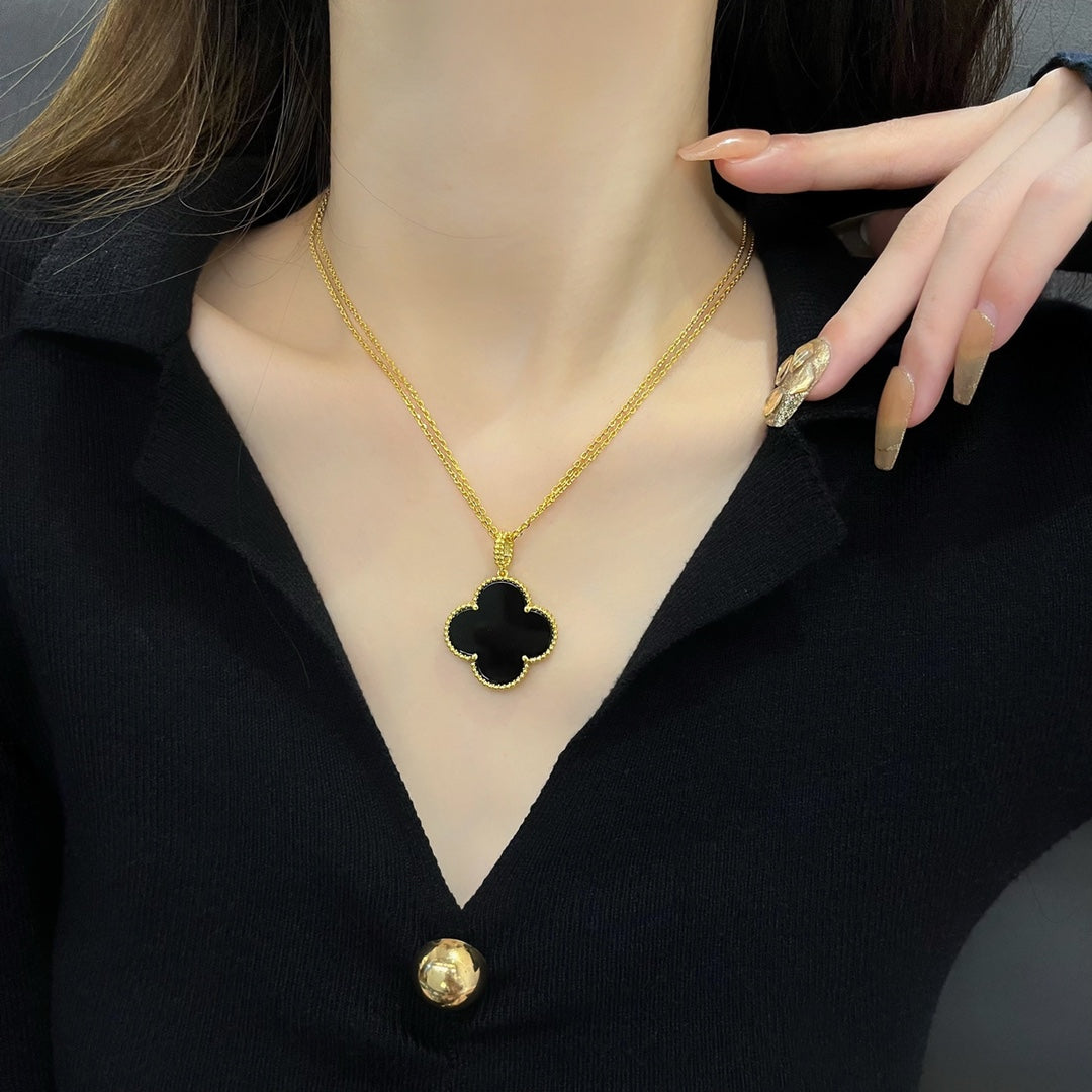 [Perla Lux]CLOVER 25MM NECKLACE GOLD ONYX