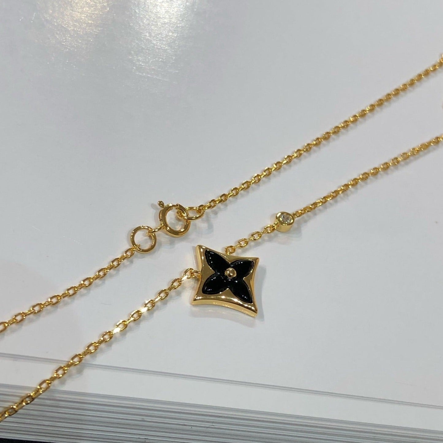 [Perla Lux]STAR BLACK MOP NECKLACE