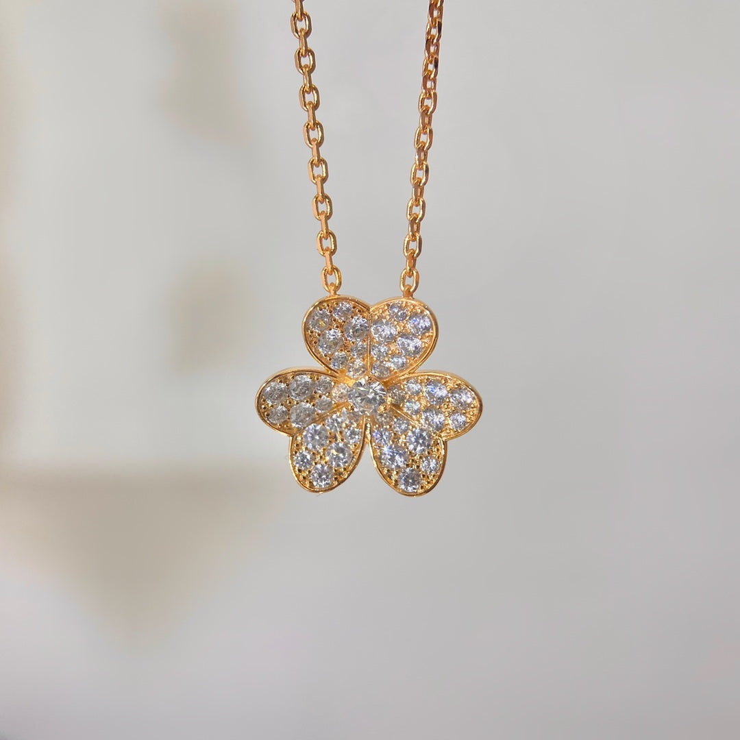 [Perla Lux]FLOWER DIAMOND NECKLACE