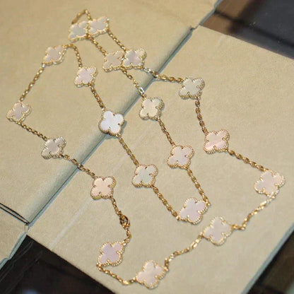 [Perla Lux]CLOVER 20 MOTIFS WHITE MOP NECKLACE