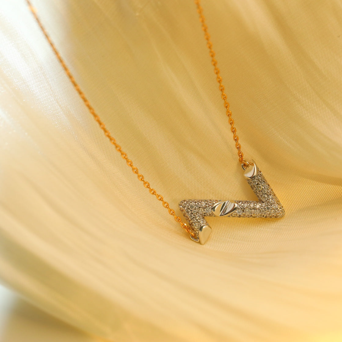[Perla Lux]VOLT SILVER DIAMOND PEDANT NECKLACE