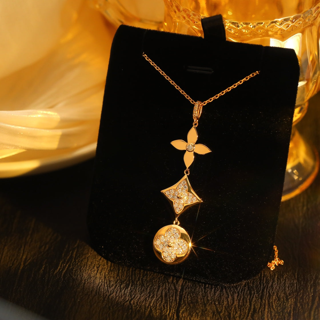 [Perla Lux]STAR AND SUN DIAMOND PINK GOLD NECKLACE