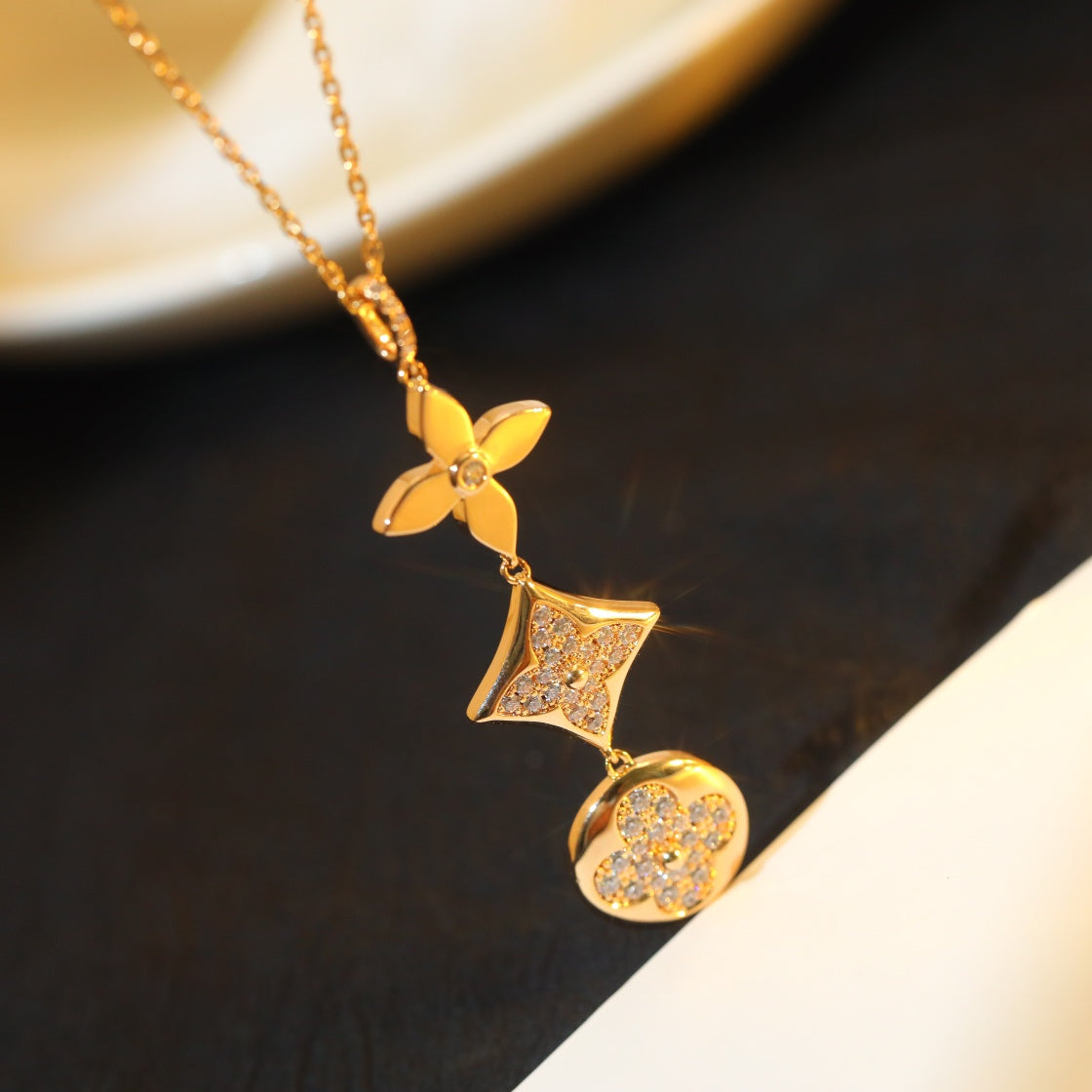 [Perla Lux]STAR AND SUN DIAMOND PINK GOLD NECKLACE