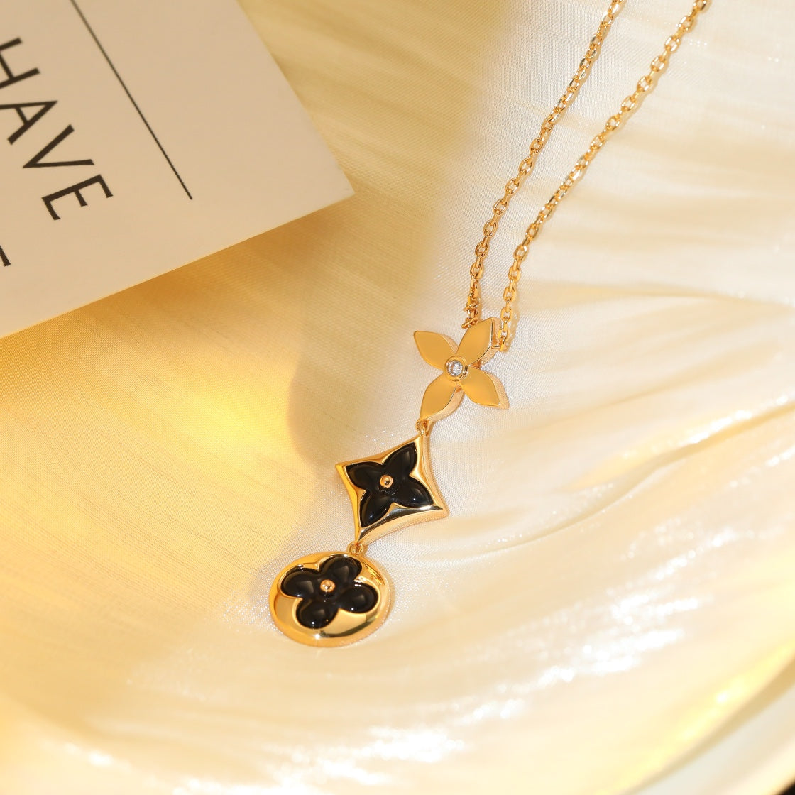 [Perla Lux]STAR AND SUN ONYX PINK GOLD NECKLACE