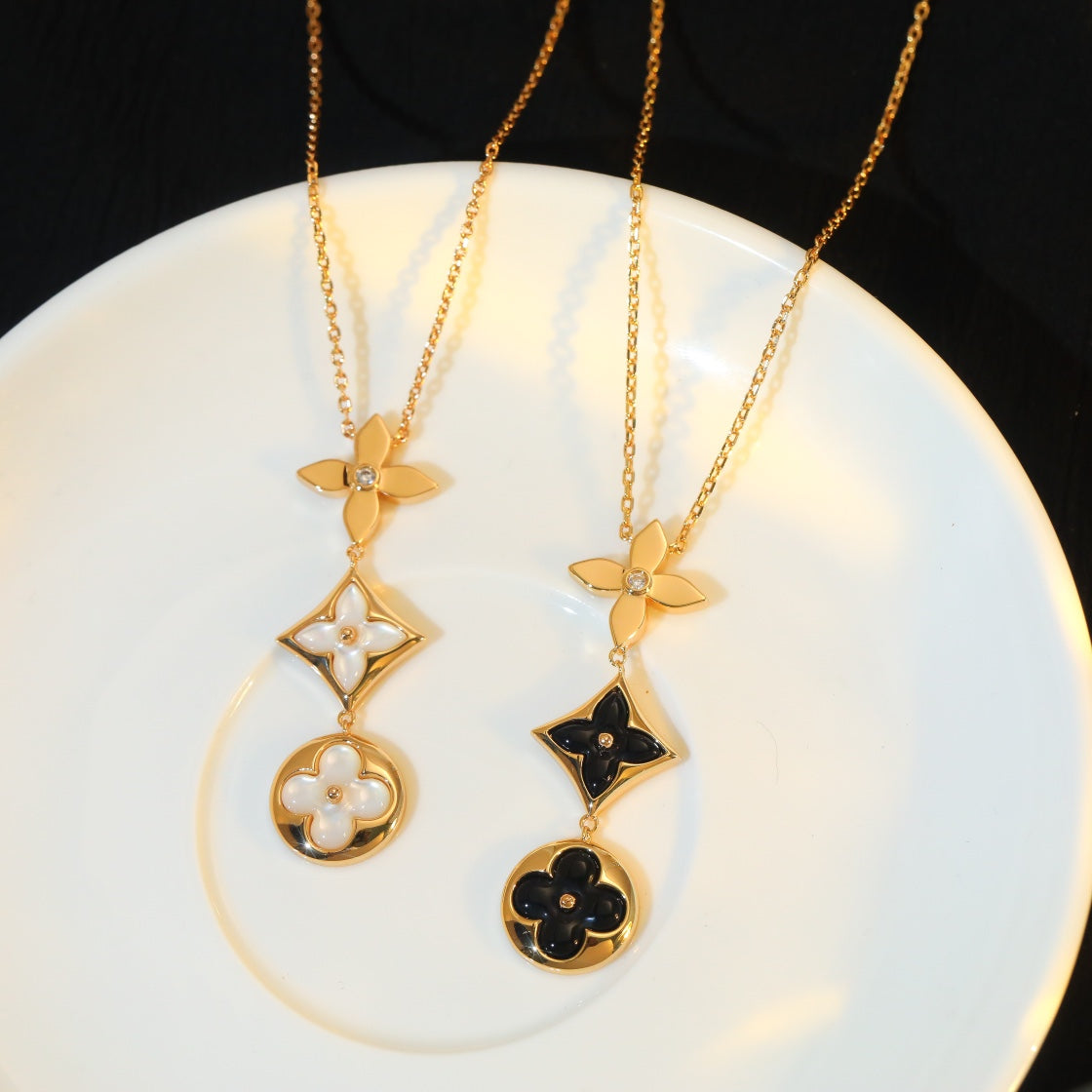 [Perla Lux]STAR AND SUN ONYX PINK GOLD NECKLACE