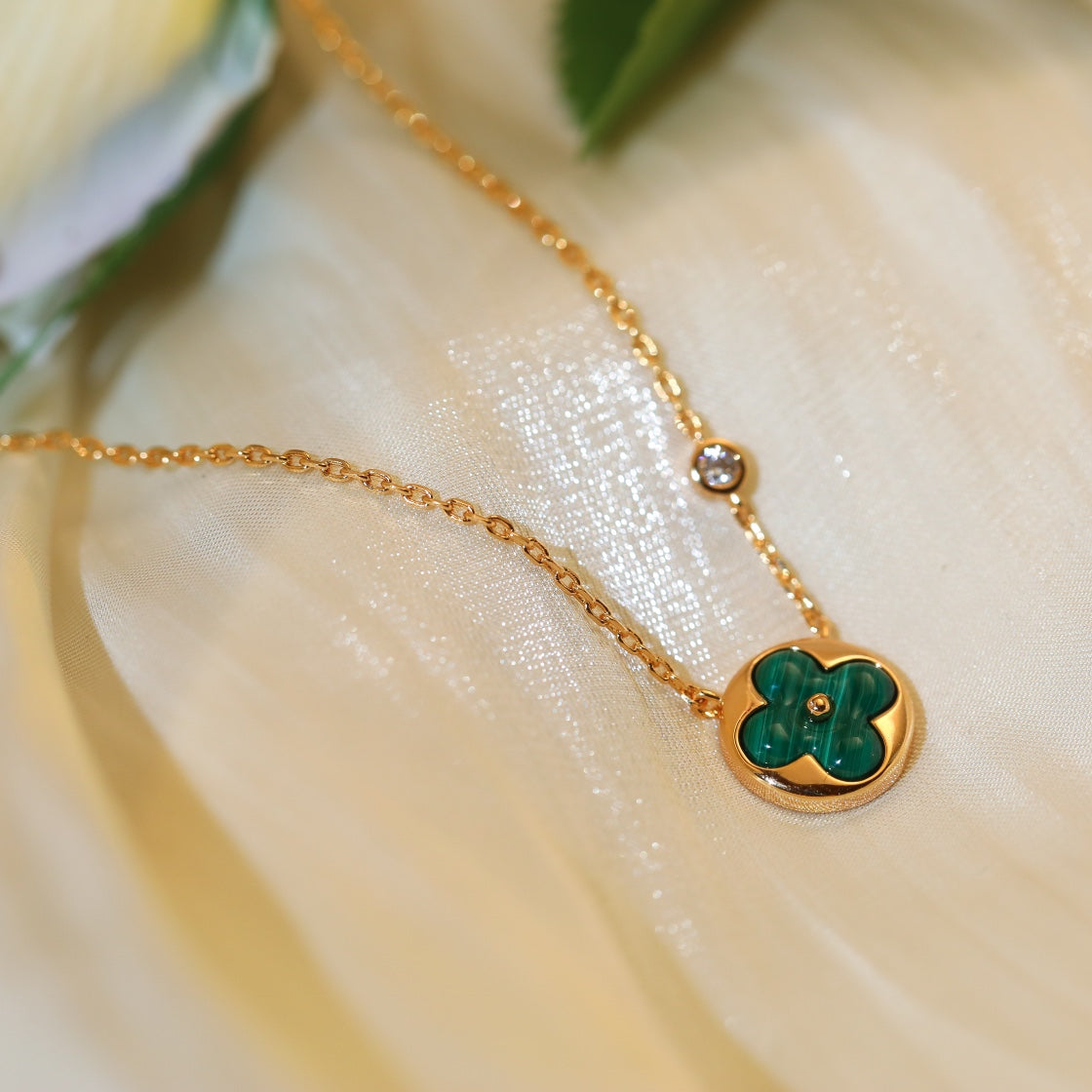 [Perla Lux]SUN PEDANT PINK GOLD 1 DIAMOND NECKLACE