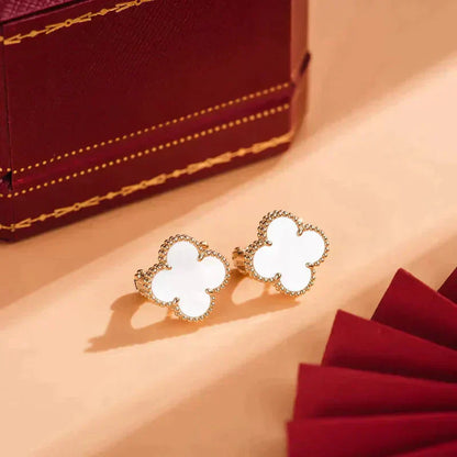 [Perla Lux]CLOVER MEDIUM 1 MOTIFS  WHITE MOP STUD EARRINGS