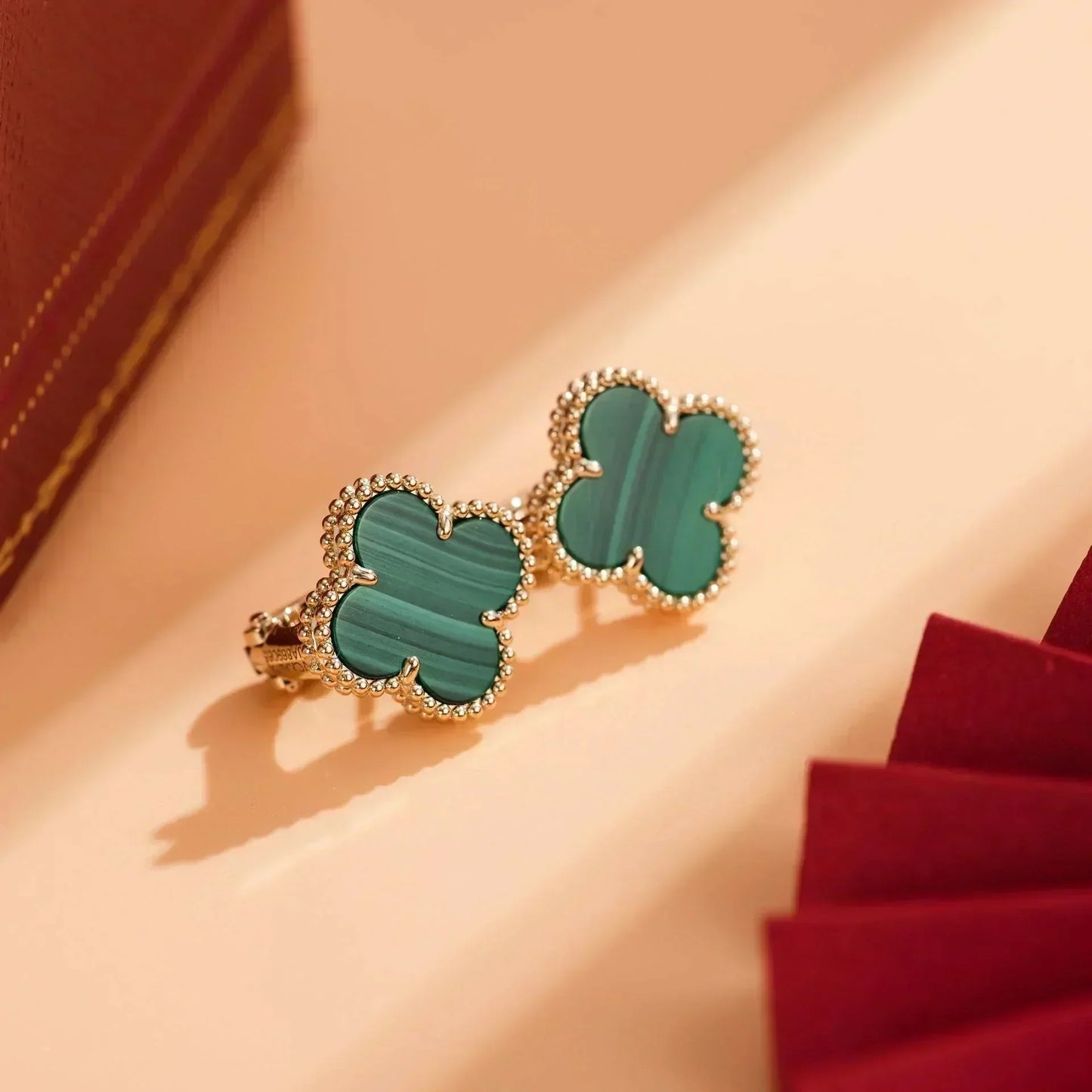 [Perla Lux]CLOVER MEDIUM 1 MOTIFS MALACHITE  EARRINGS