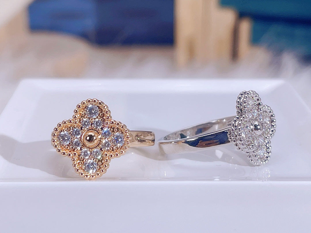 [Perla Lux]CLOVER DIAMOND RING