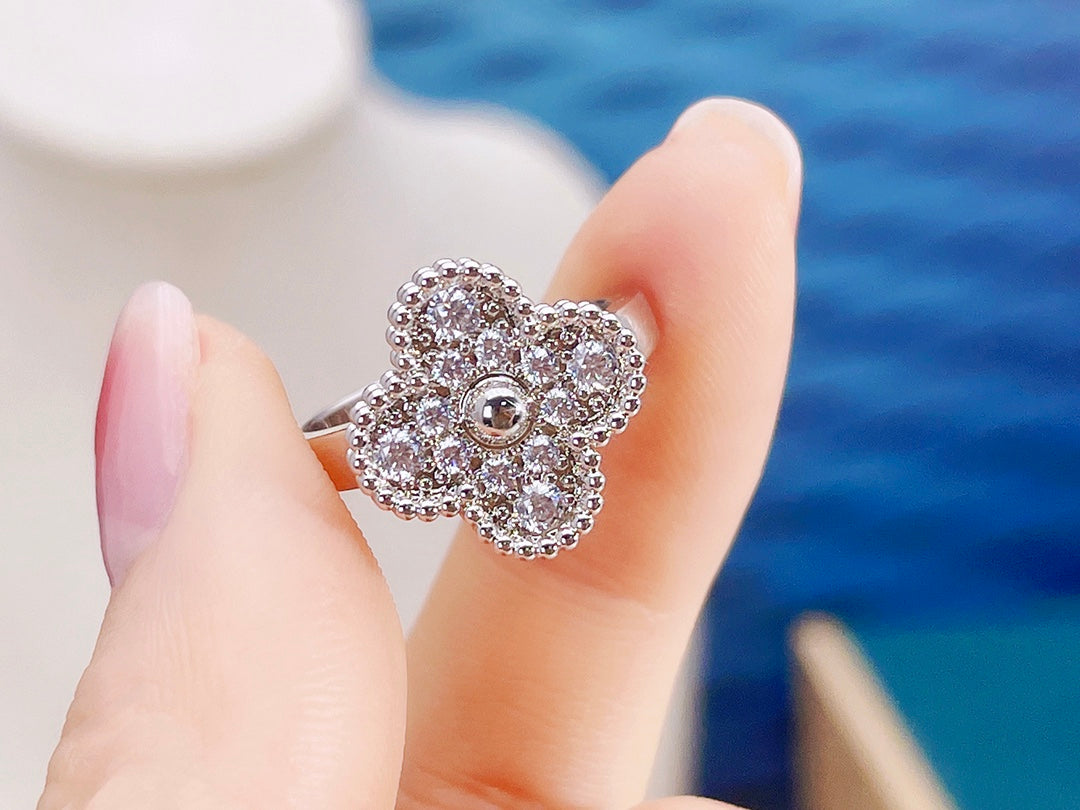 [Perla Lux]CLOVER DIAMOND RING