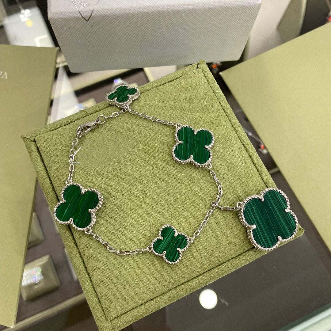 [Perla Lux]CLOVER 5 MOTIFS SIVLER MALACHITE BRACELET