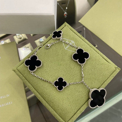 [Perla Lux]CLOVER 5 MOTIFS SIVLER ONYX BRACELET