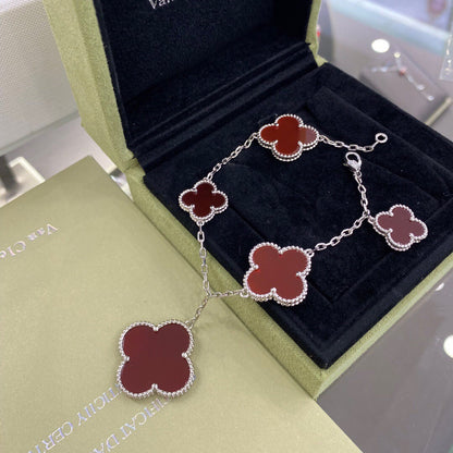 [Perla Lux]CLOVER 5 MOTIFS SIVLER CARNELIAN BRACELET