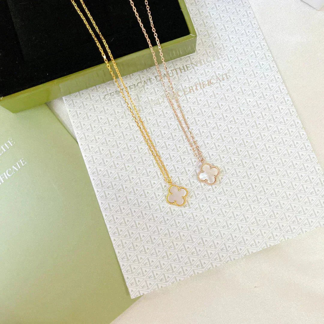 [Perla Lux]CLOVER MINI 9.5MM WHITE MOTHER-OF-PEARL NECKLACE