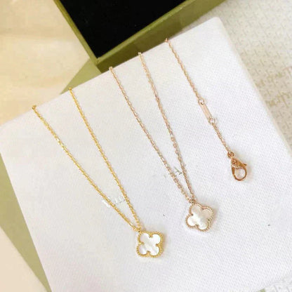 [Perla Lux]CLOVER MINI 9.5MM WHITE MOTHER-OF-PEARL NECKLACE