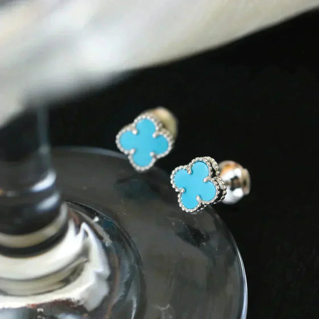 [Perla Lux]CLOVER MINI 9.5MM ONYX STUD EARRINGS SILVER