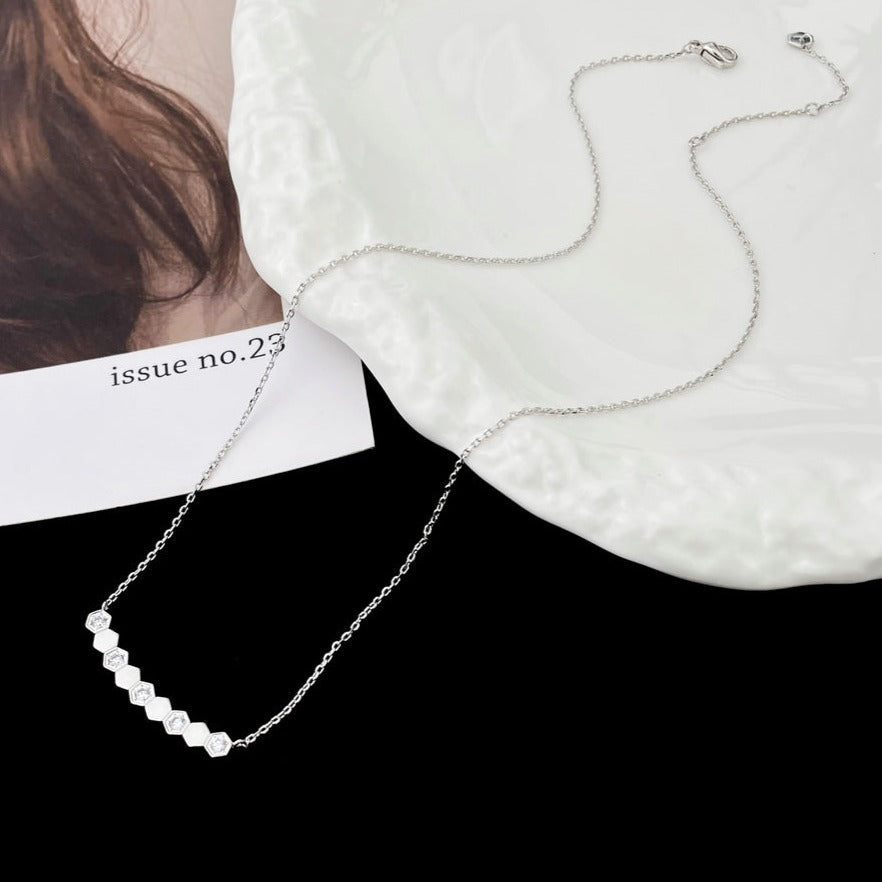 [Perla Lux]BEE MY LOVE DIAMOND NECKLACE