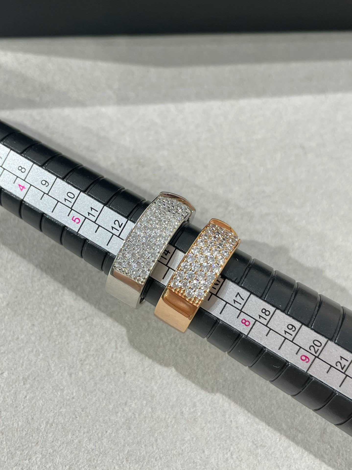 [Perla Lux]LIENS EVIDENCE  DIAMOND PAVED RING