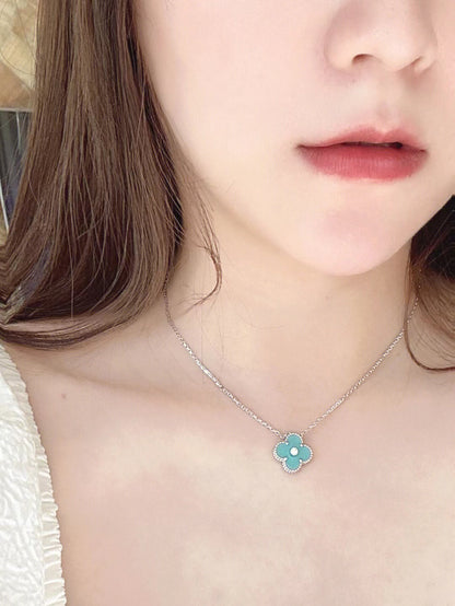 [Perla Lux]CLOVER 1 DIAMOND LIGHT BLUE SILVER NECKLACE
