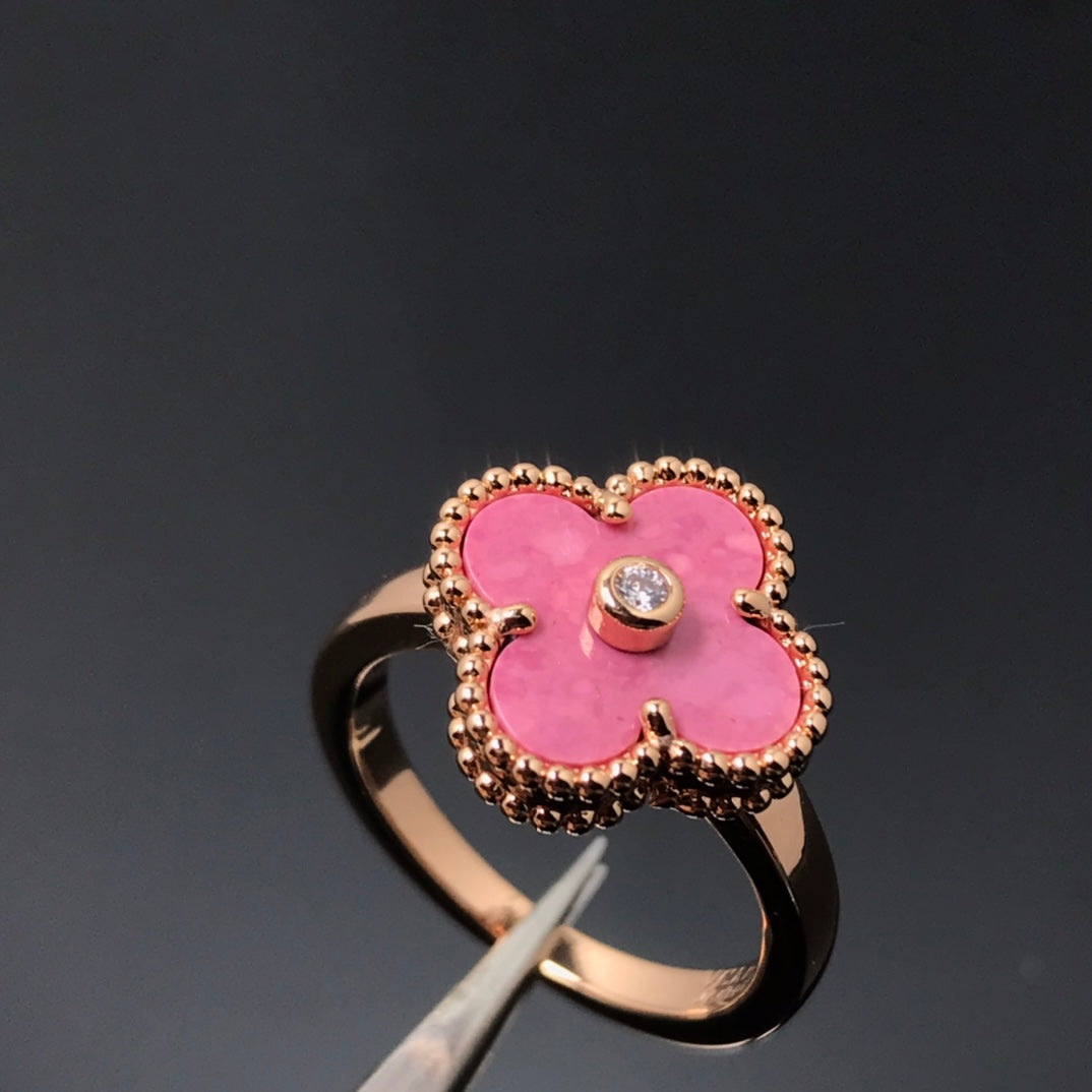 [Perla Lux]CLOVER RHODONITE ROSE GOLD RING