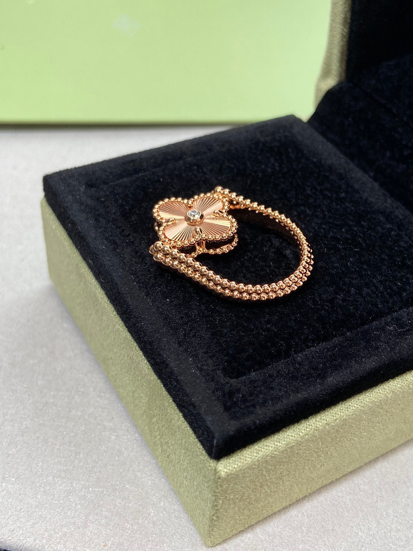 [Perla Lux]CLOVER RIVERSIBLE ROSE GOLD RING