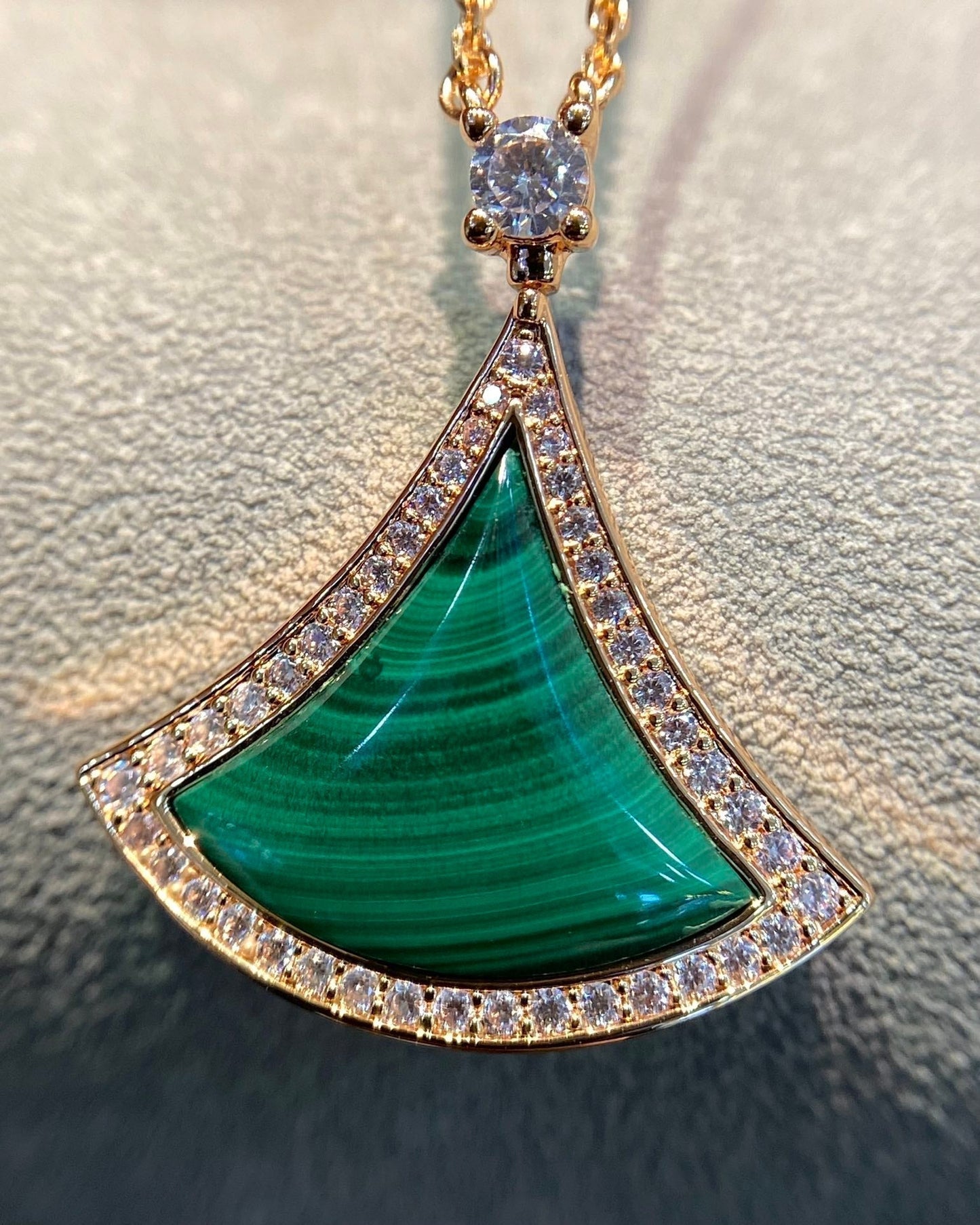 [Perla Lux]DREAM MALACHITE DIAMOND PAVED PINK GOLD NECKLACE