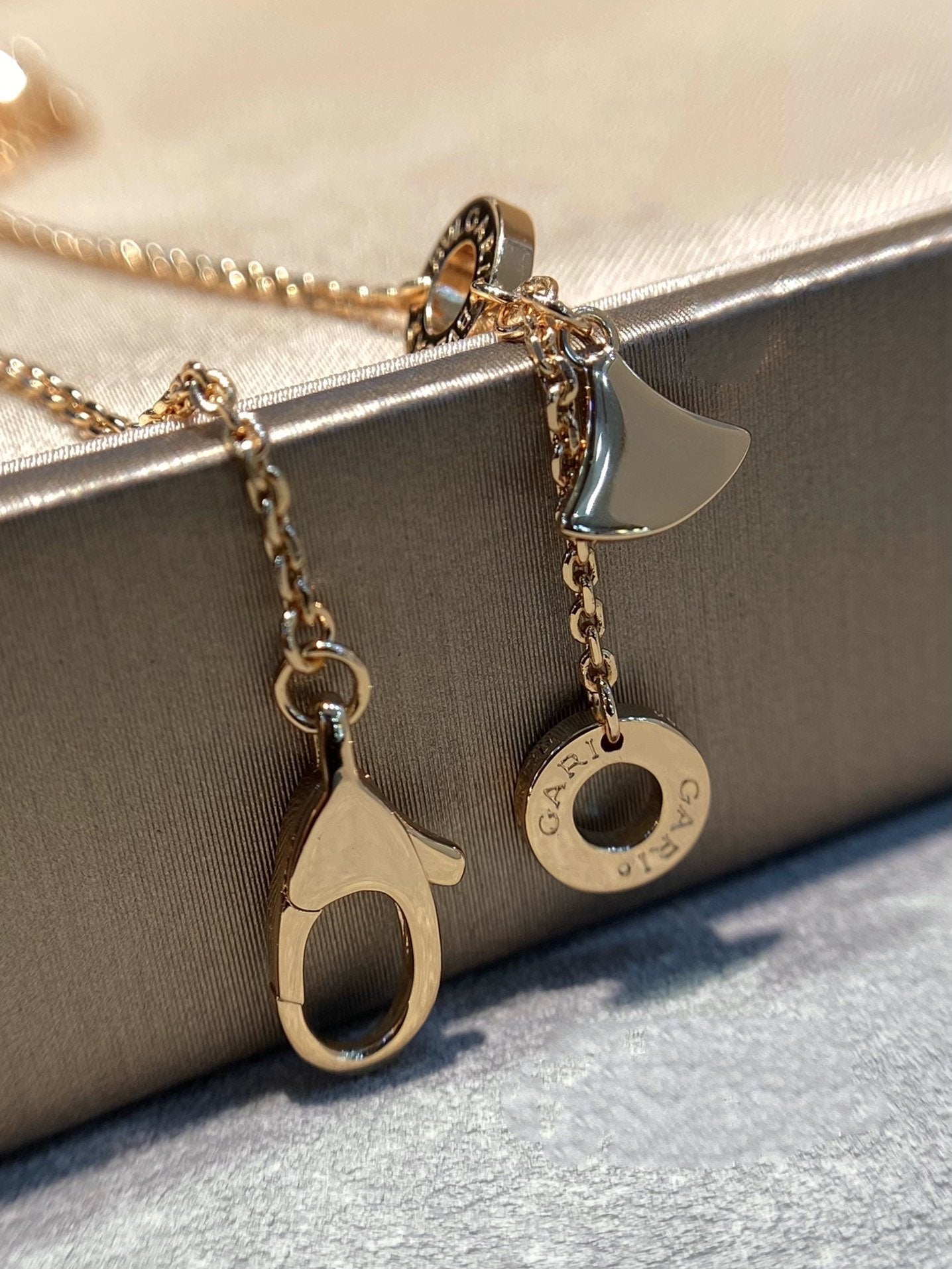 [Perla Lux]DREAM MOP DIAMOND PAVED PINK GOLD NECKLACE
