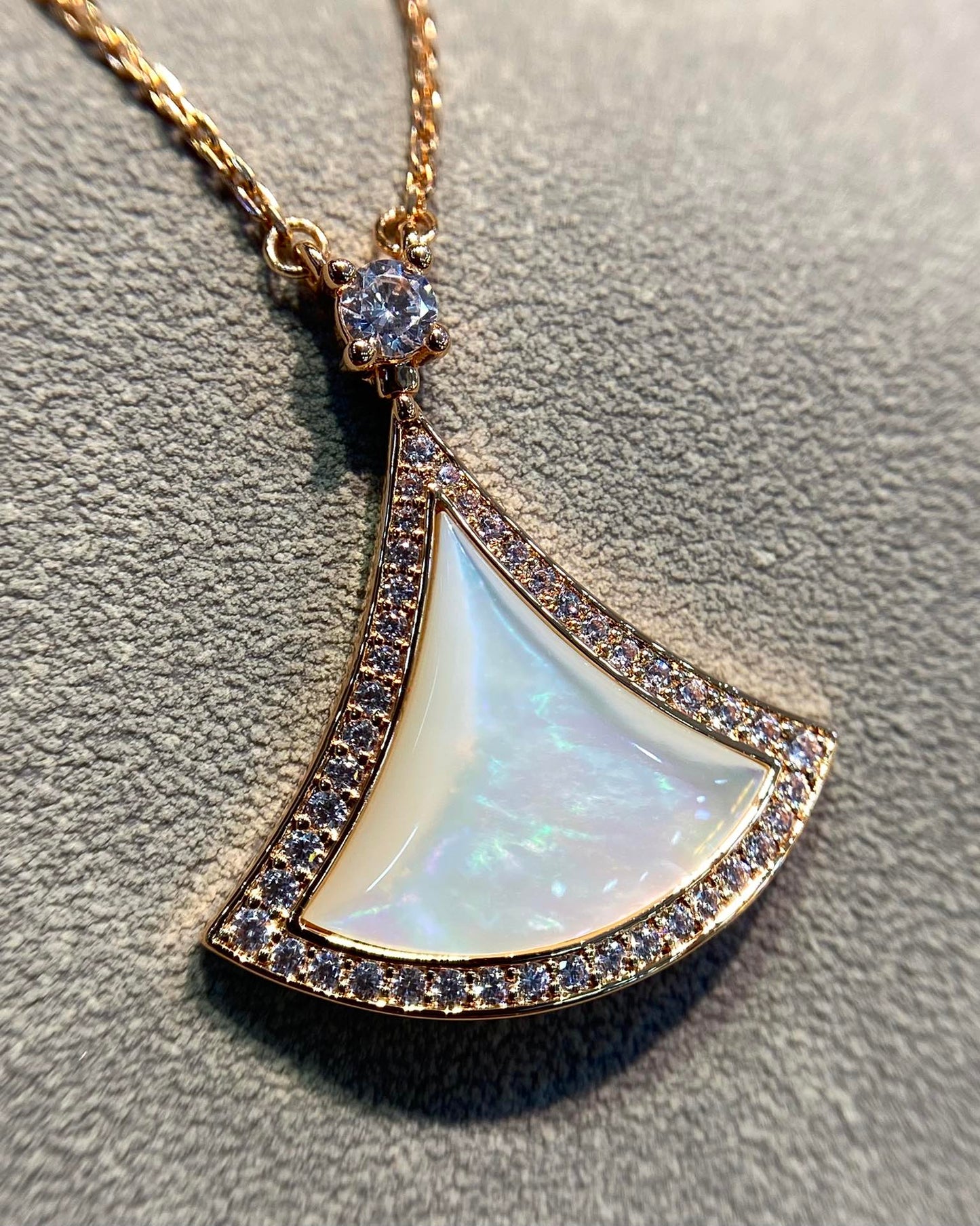 [Perla Lux]DREAM MOP DIAMOND PAVED PINK GOLD NECKLACE