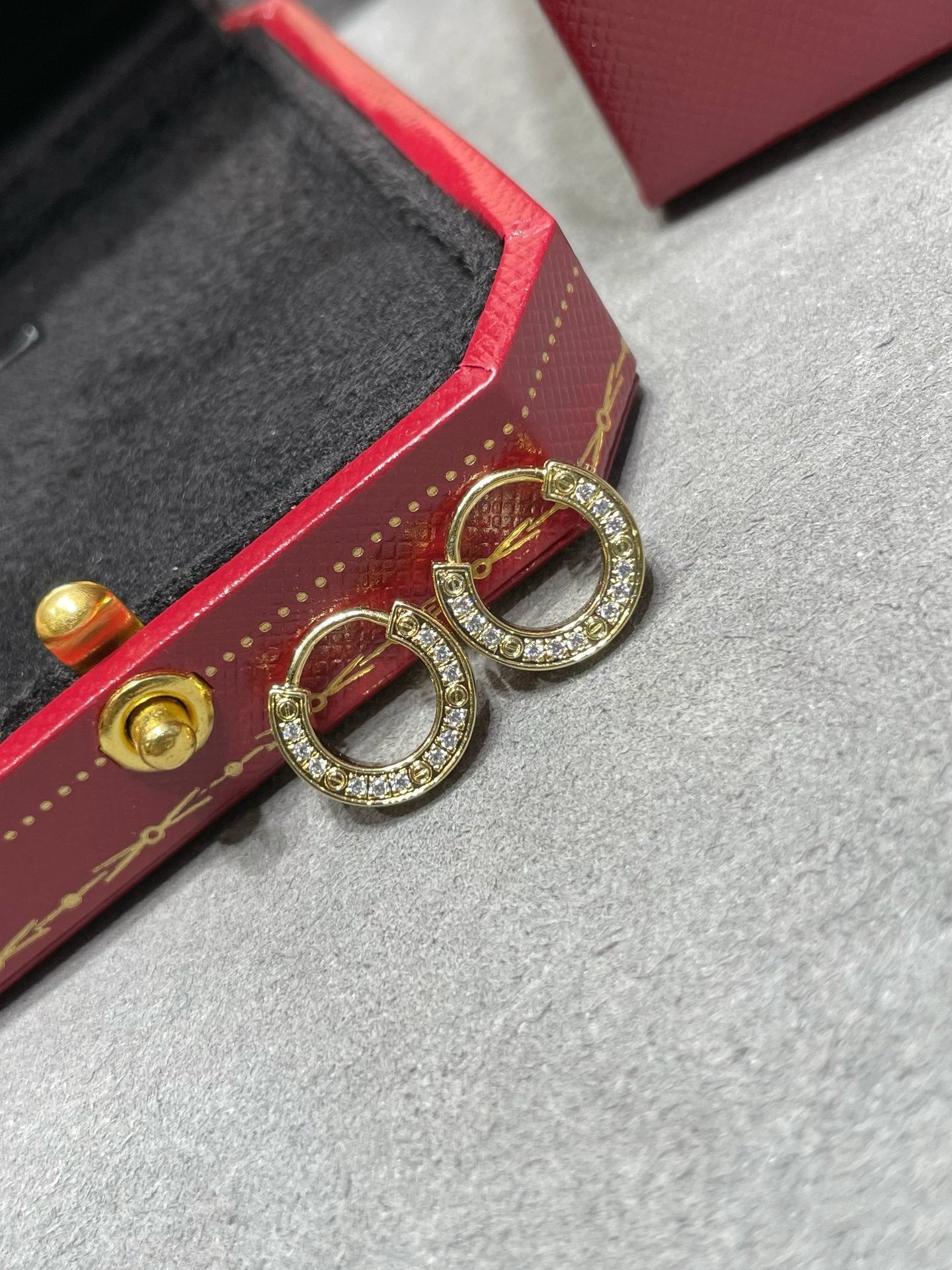 [Perla Lux]LOVE DIAMOND EARRINGS
