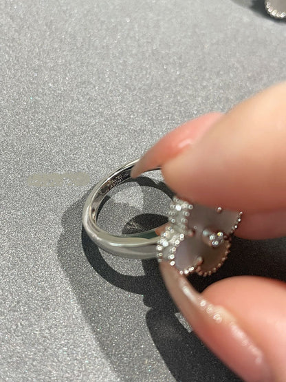 [Perla Lux]CLOVER SILVER MOP DIAMOND RING