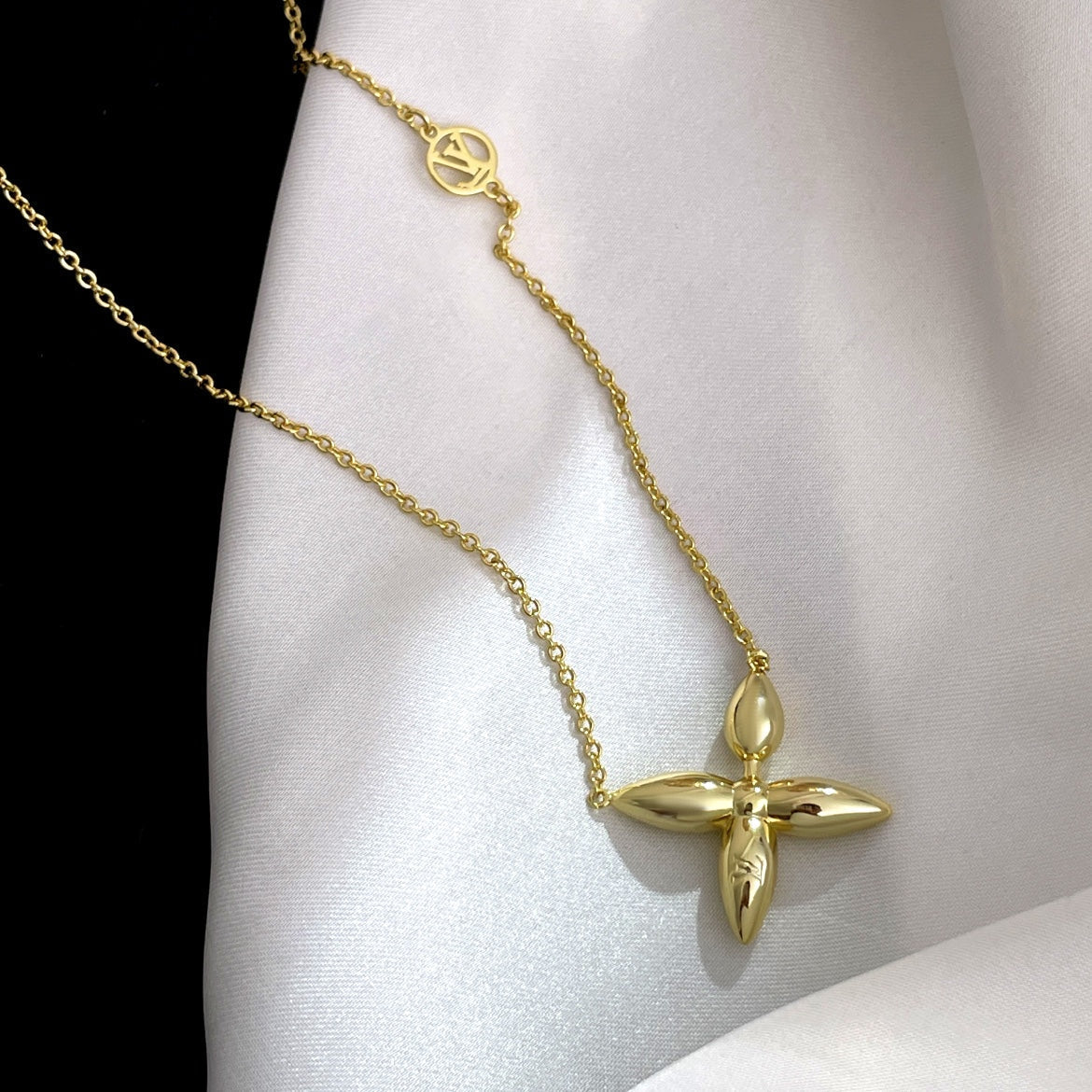 [Perla Lux]LOUISETTE GOLD NECKLACE