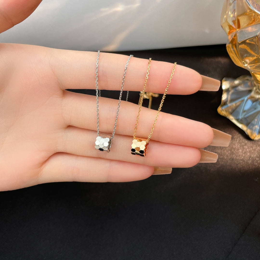 [Perla Lux]BEE MINI NECKLACE