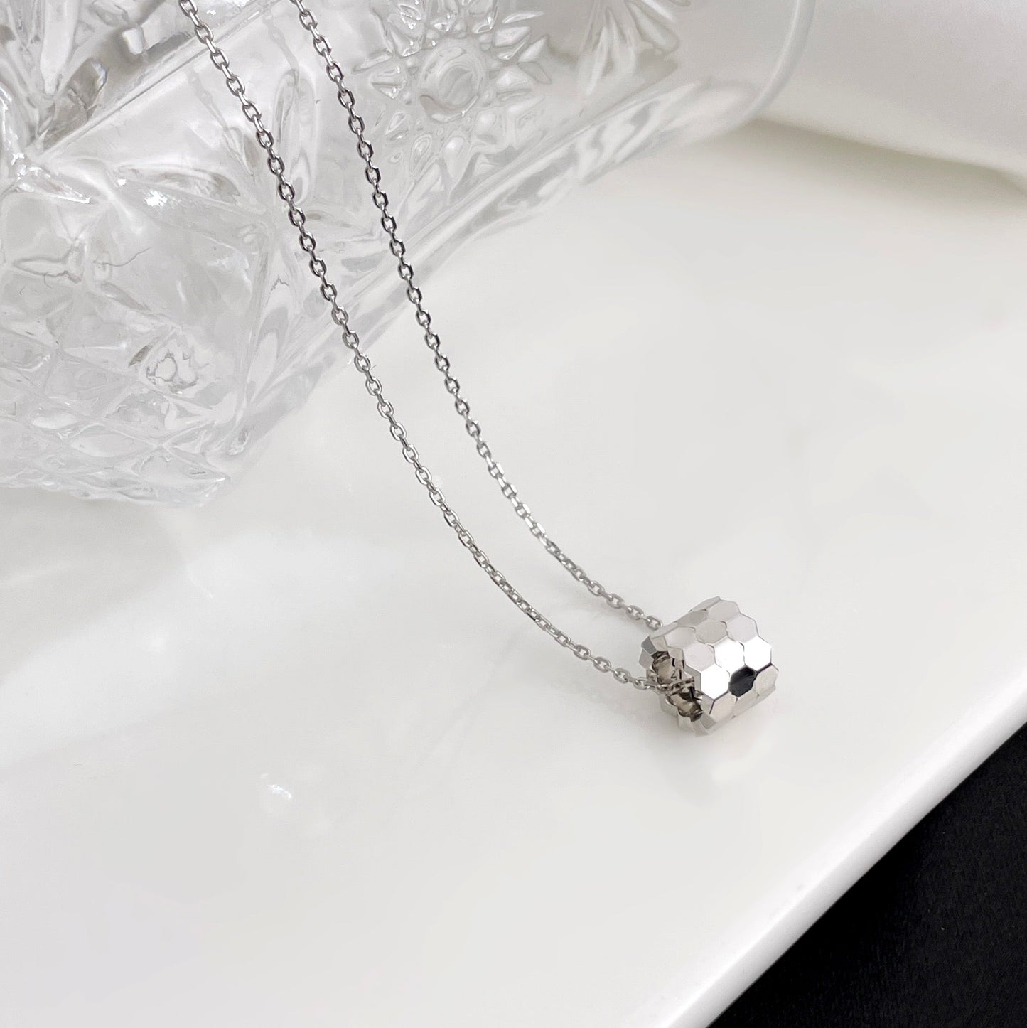 [Perla Lux]BEE MINI NECKLACE