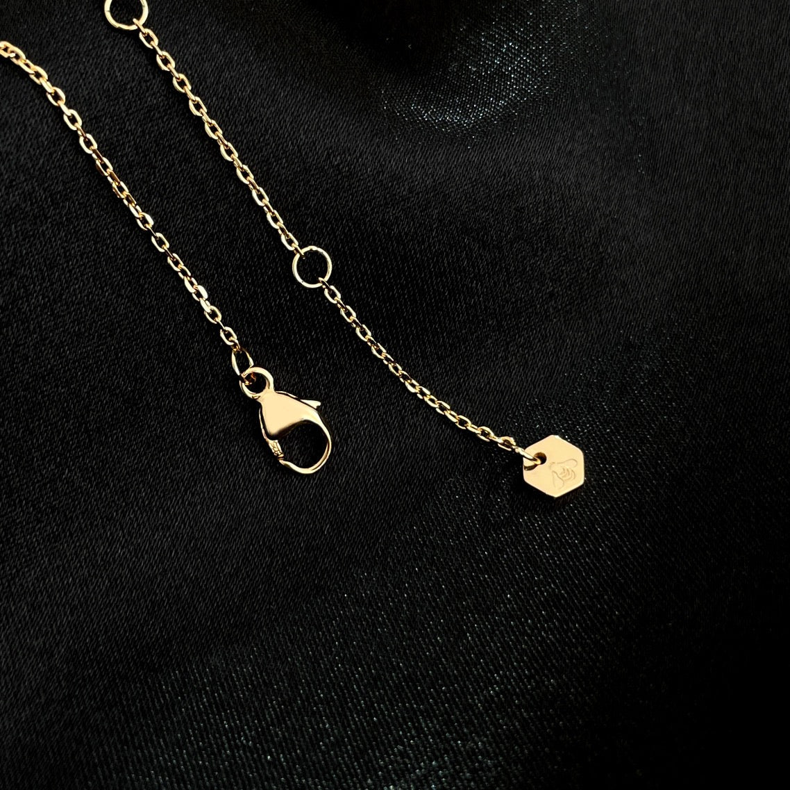 [Perla Lux]BEE MINI NECKLACE
