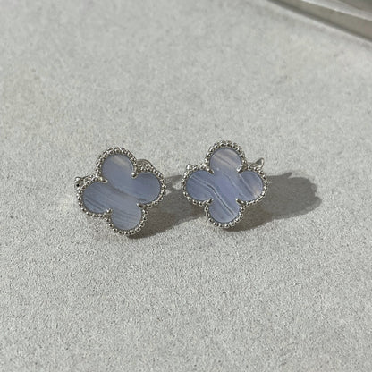 [Perla Lux]CLOVER CHALCEDONY SILVER STUD EARRINGS