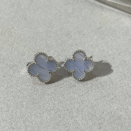 [Perla Lux]CLOVER CHALCEDONY SILVER STUD EARRINGS