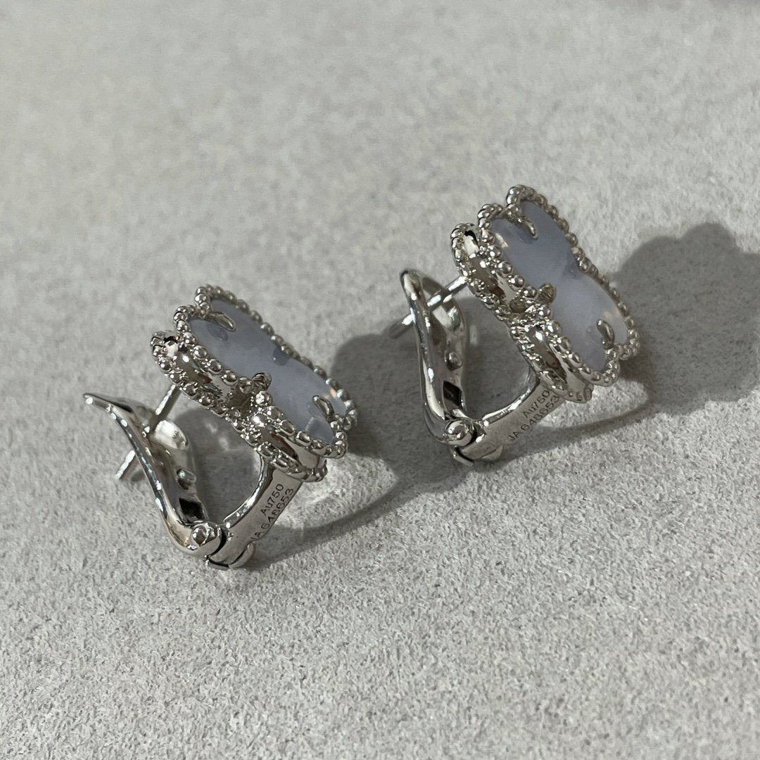[Perla Lux]CLOVER CHALCEDONY SILVER STUD EARRINGS