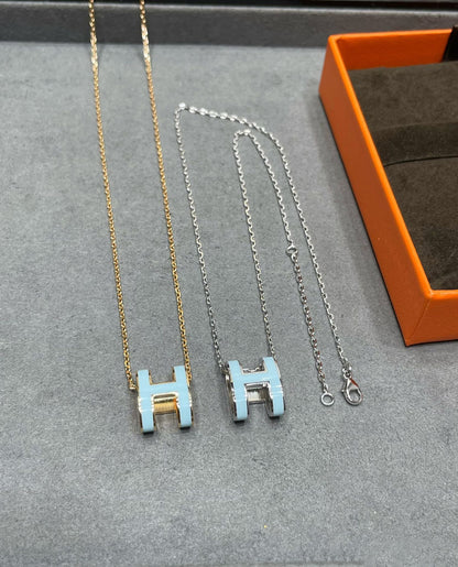 [Perla Lux]POP H SKY BLUE NECKLACE