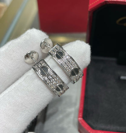 [Perla Lux]LOVE CERAMIC DIAMOND PAVED SILVER EARRINGS
