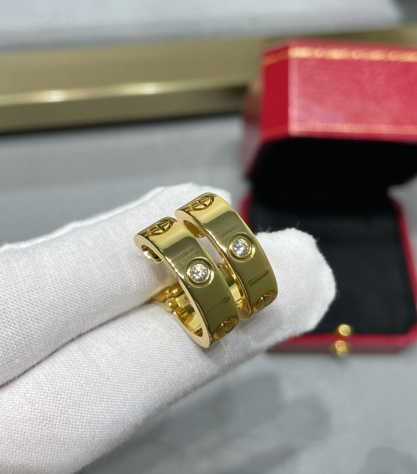 [Perla Lux]LOVE 5.5MM 1 DIAMOND EARRINGS